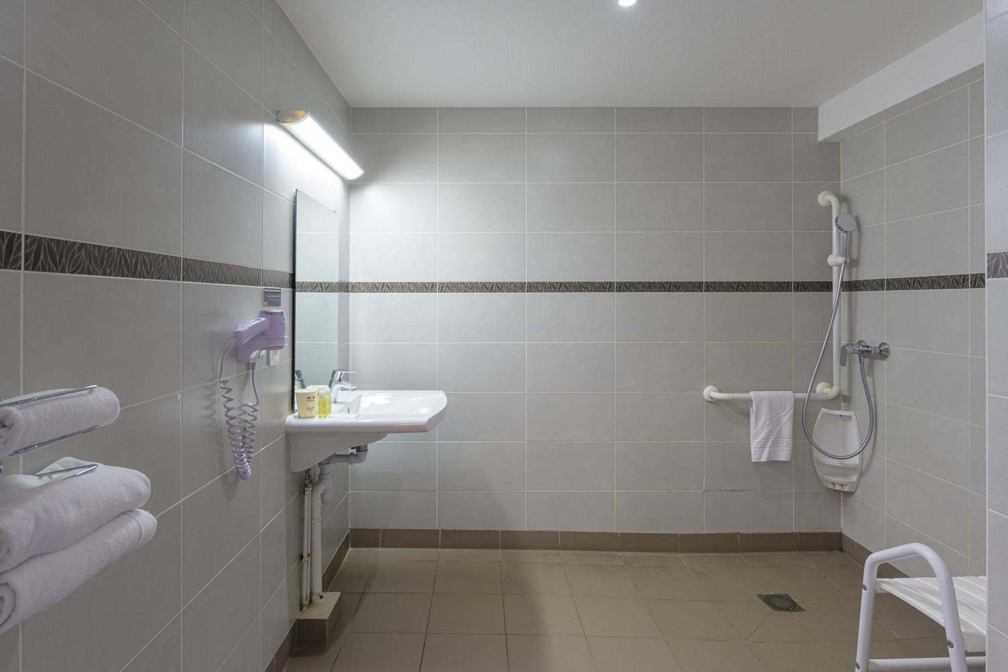 Ace Hotel Paris Roissy มิทรี-มอรีย์ ภายนอก รูปภาพ